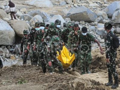 Duka Sumatera: Total Korban Tewas Banjir Melebihi 800 Jiwa