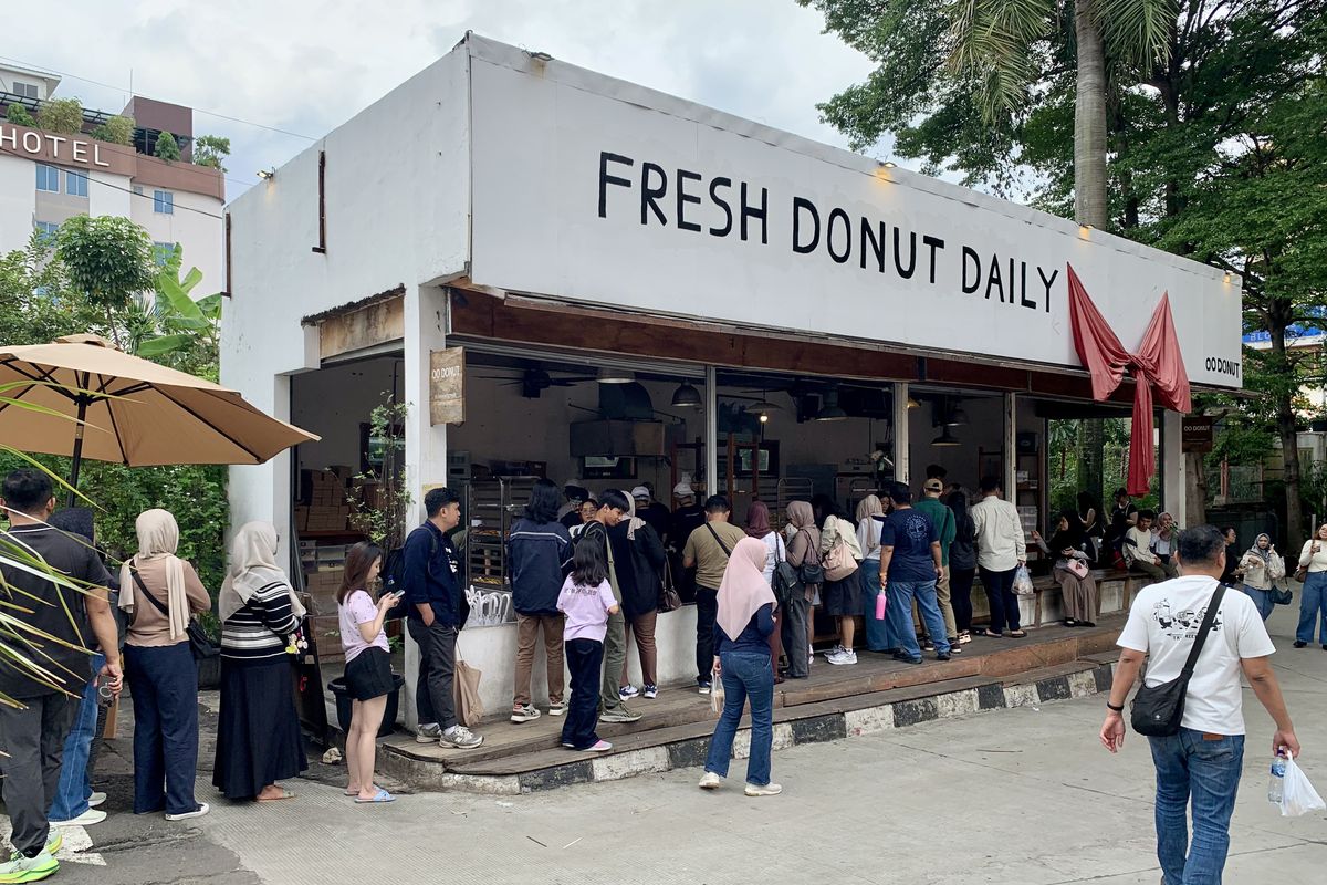 Blok M Pride: 4 Tempat Makan Yang Bikin Rela Antre Sejam!