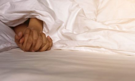 Psikiater Ingatkan Perilaku Seksual Sehat Harus Privat & Terkontrol