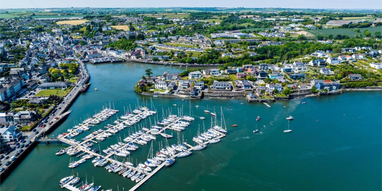 Kota Kinsale Pusat Seni Dan Budaya Di Irlandia