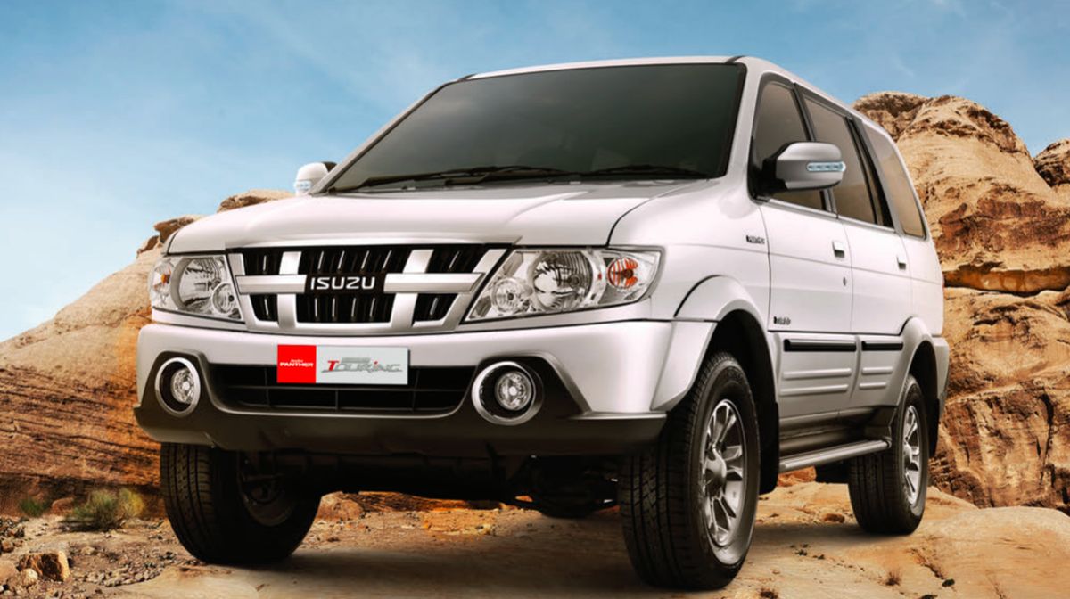 Mobil Kijang Panther