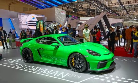 Porsche 718 Tampil Memukau dengan Gaya Sporty Khas