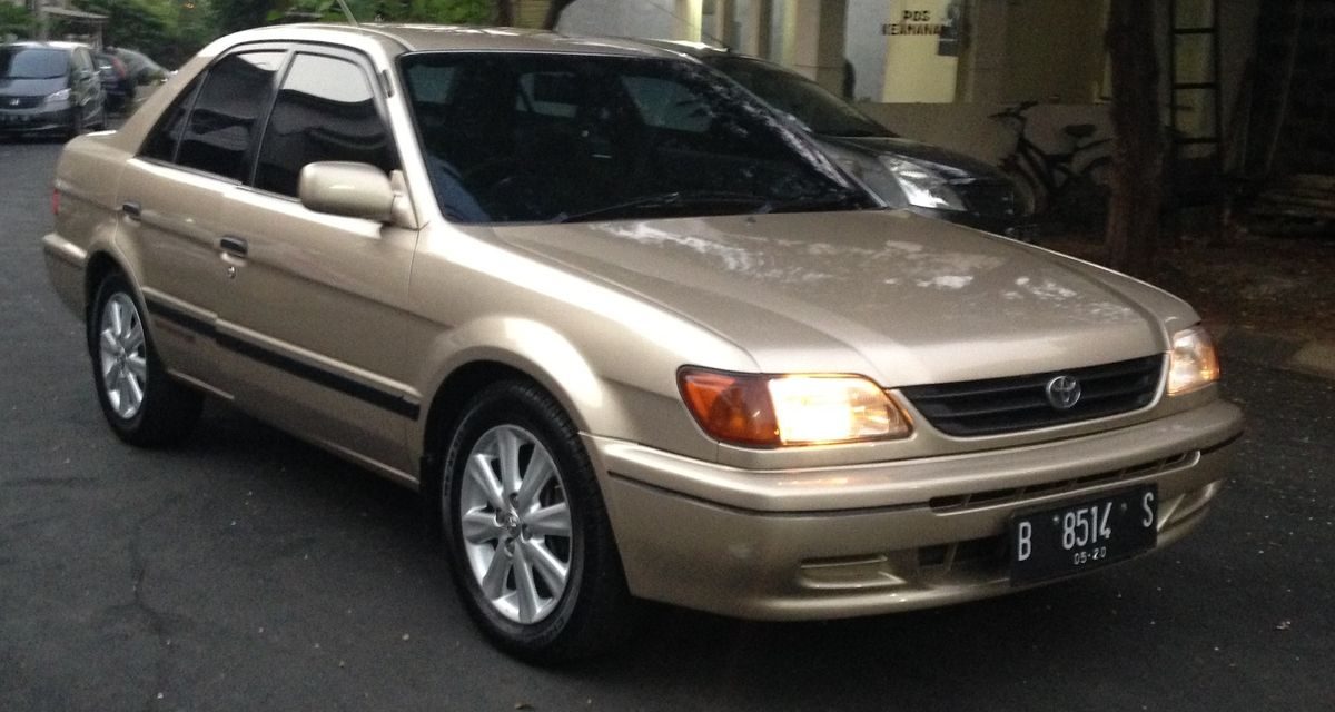 Toyota Soluna, Sedan Legendaris YTng Efisien Dan Juga Tangguh