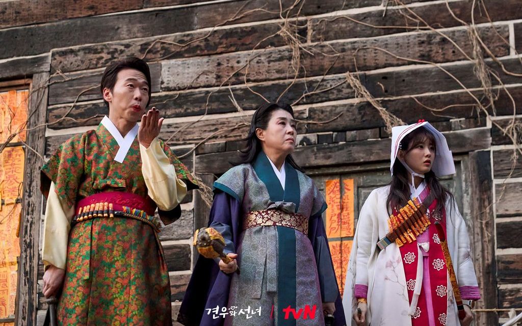 Head Over Heels, Drama Fantasi Romantis Yang Populer Saat Ini