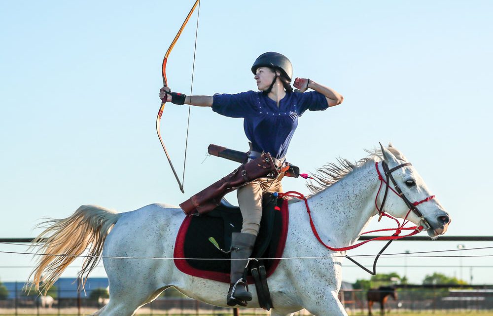 Horseback Archery Kegiatan Berkuda Yang Mengesankan