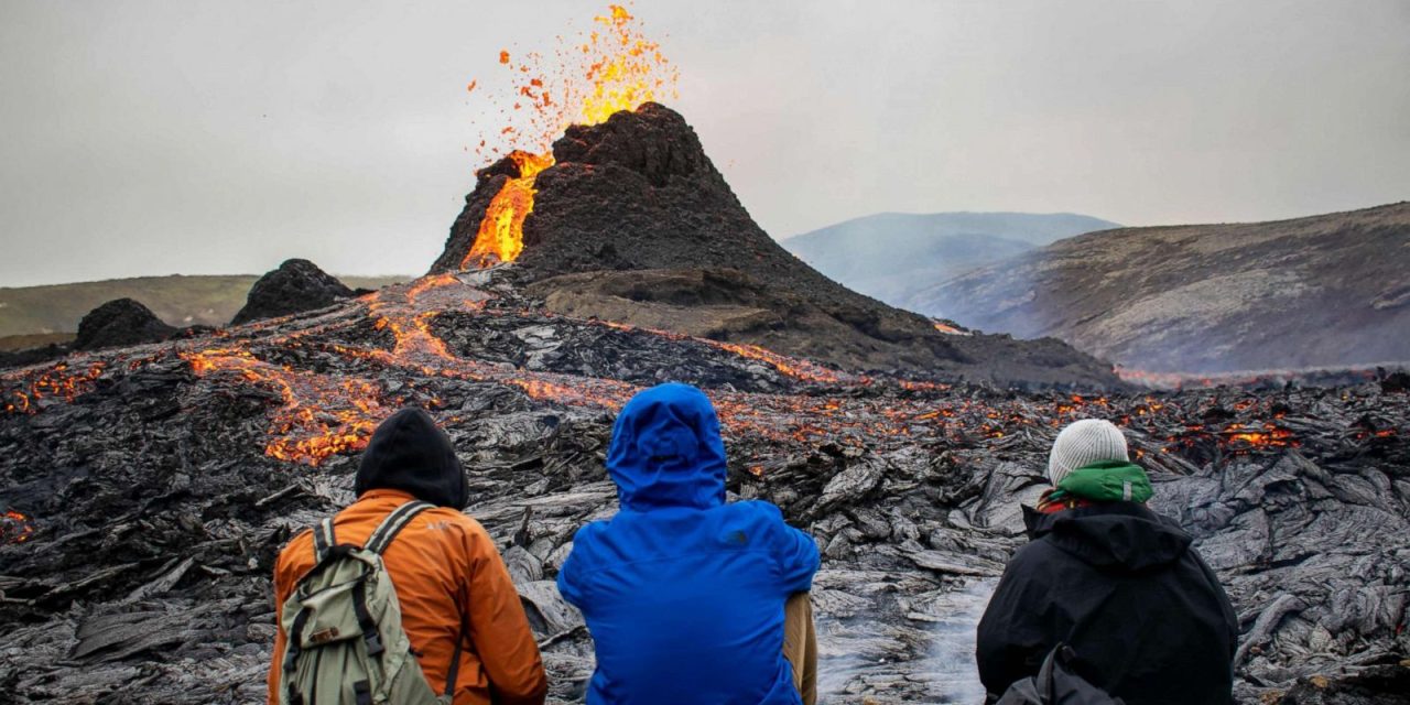 Meneliti Aktivitas Vulkanik Melalui Perspektif Geologi