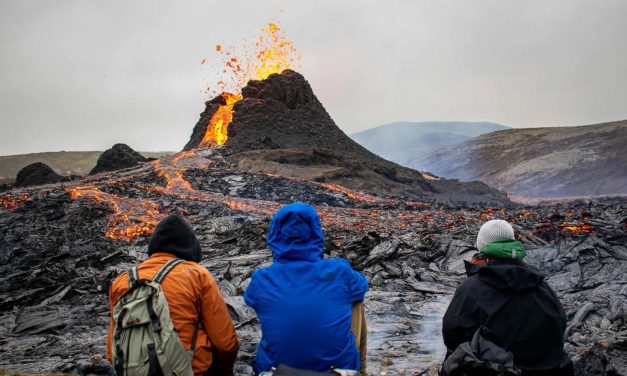 Meneliti Aktivitas Vulkanik Melalui Perspektif Geologi