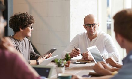 Strategi Bisnis Internasional Di Tengah Revolusi Digital