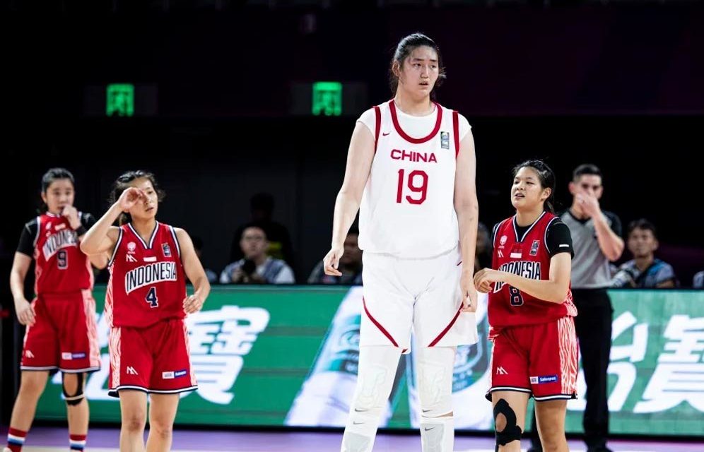 Pemain Basket Wanita Tertinggi Di Dunia