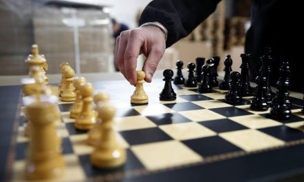 Permainan Catur, Olahraga Otak Yang Penuh Strategi