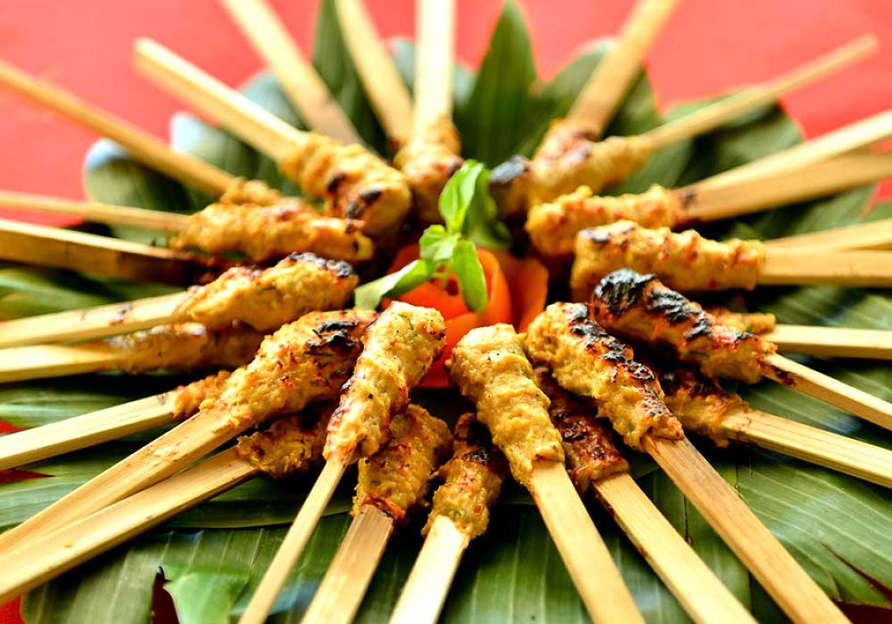 Kuliner Sate Lilit