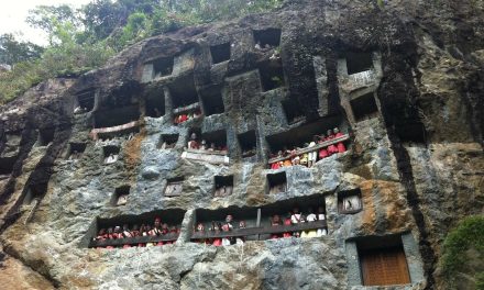 Mengenal Gua Lemo, Warisan Budaya Leluhur Toraja